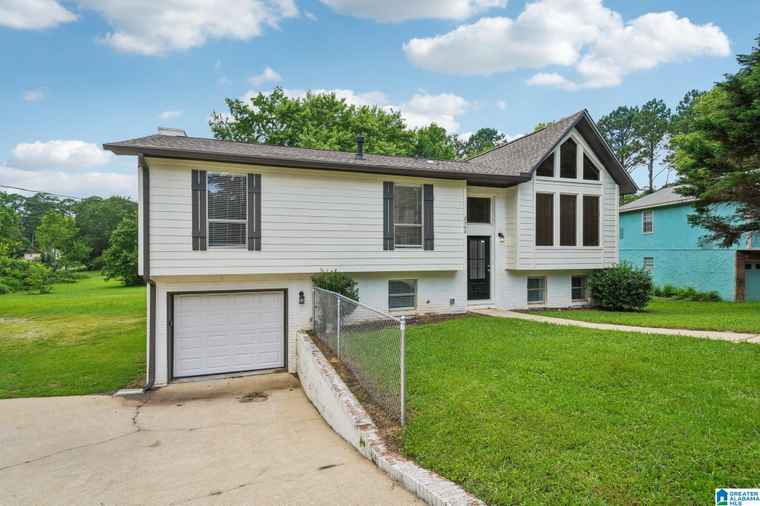 Photo of 2300 9th St NW Birmingham, AL 35215