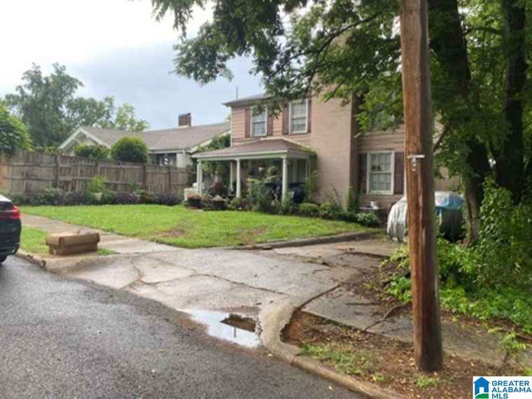 Photo of 1616 8th Ave W Birmingham, AL 35208