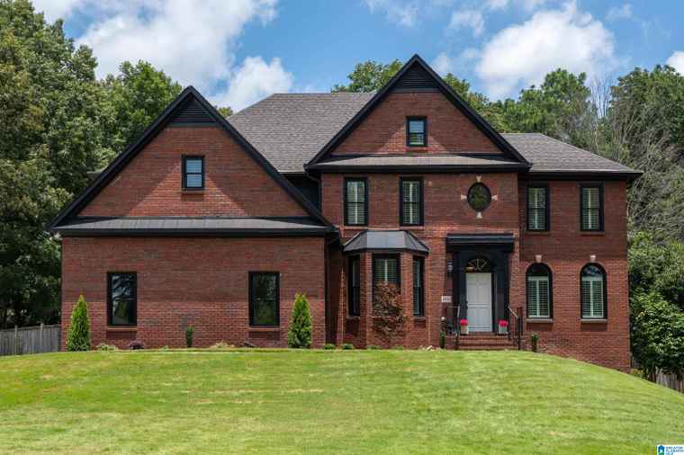 Photo of 2032 Forest Meadows Cir Birmingham, AL 35242