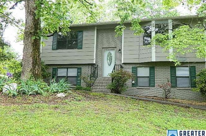 2512 Vera Cruz Dr, Birmingham, AL 35235