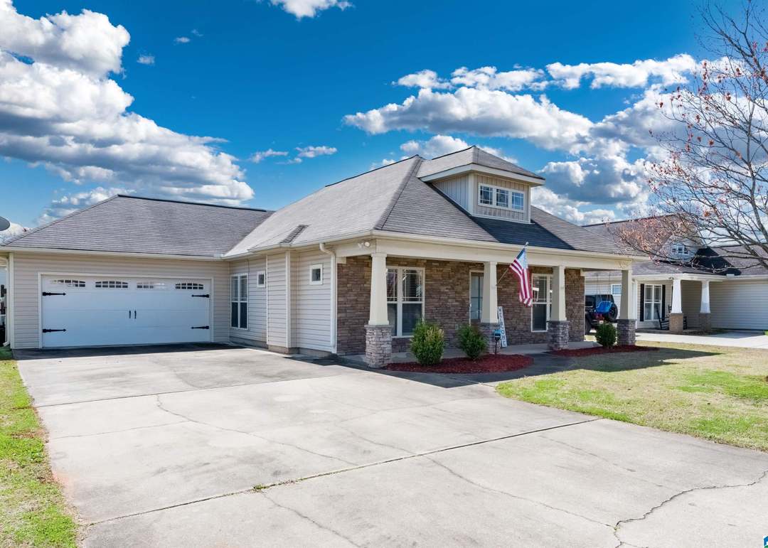 279 Stonecreek Pl, Calera, AL 35040 | Redfin 279 Stonecreek Pl, Calera, AL 35040 | Redfin