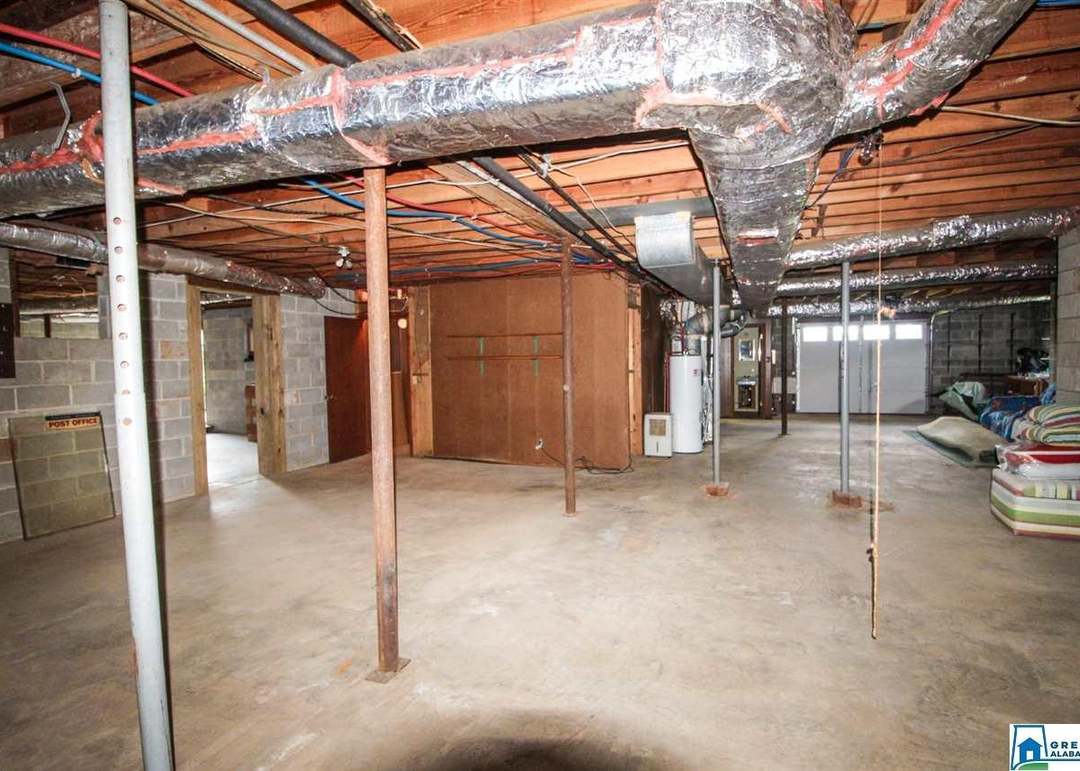 306 Reynolds St NW, Jacksonville, AL 36265