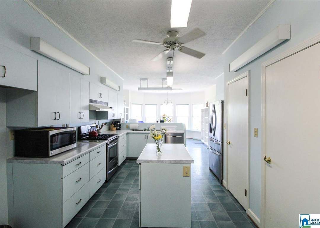 306 Reynolds St NW, Jacksonville, AL 36265
