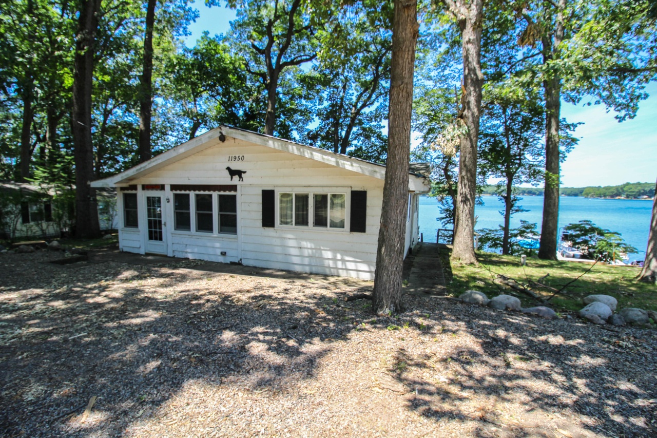 11950 Coon Hollow Rd, Three Rivers, MI 49093 MLS 23009008 Redfin