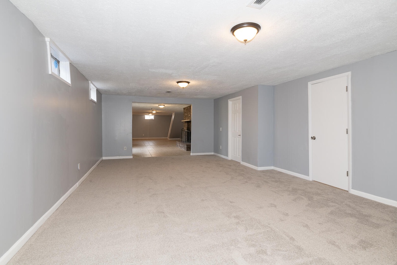 6427 S 12th St, Portage, MI 49024 MLS 24012456 Redfin