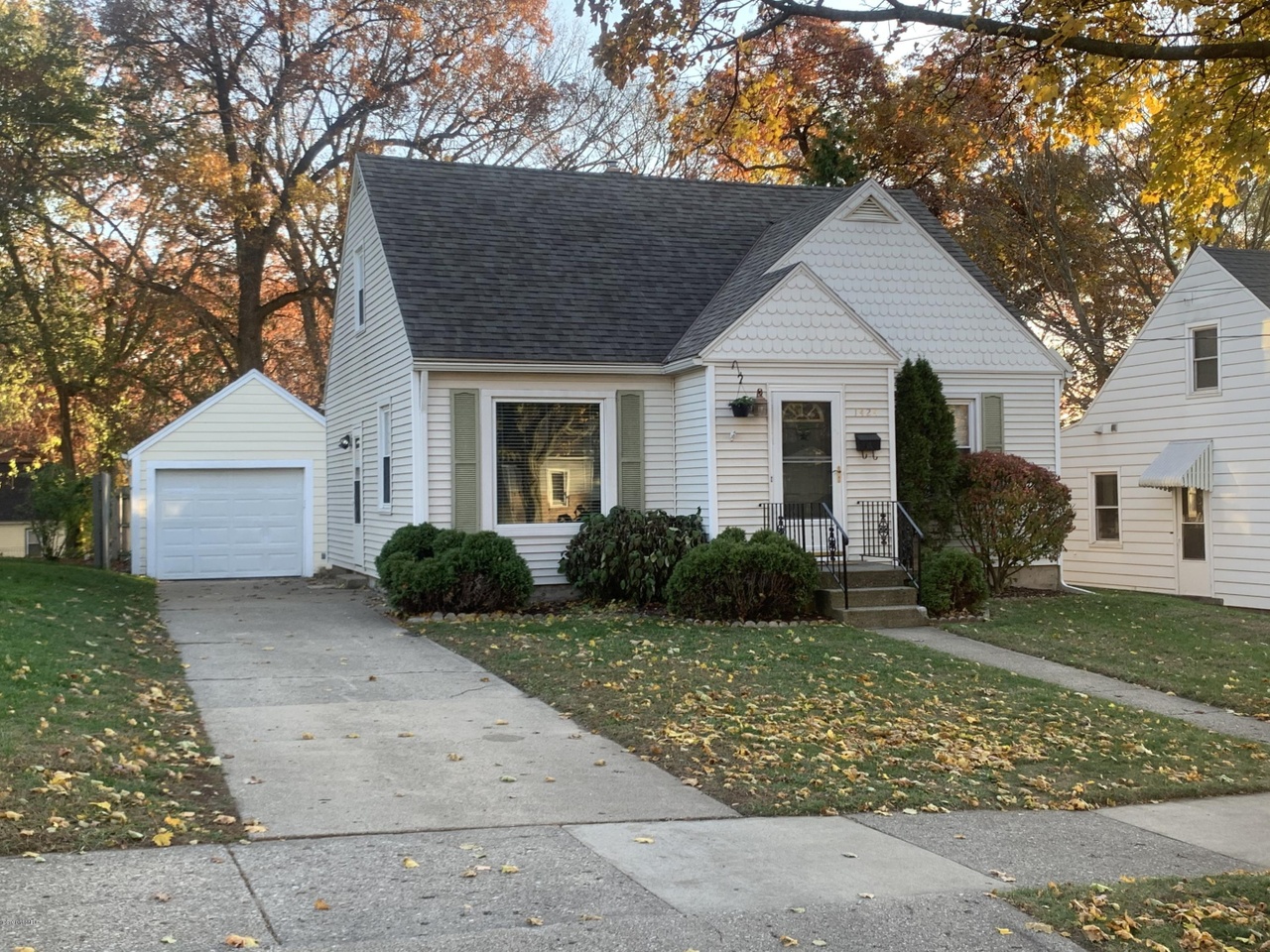 1424 Louise St SE, Grand Rapids, MI 49507 MLS 20046717 Redfin