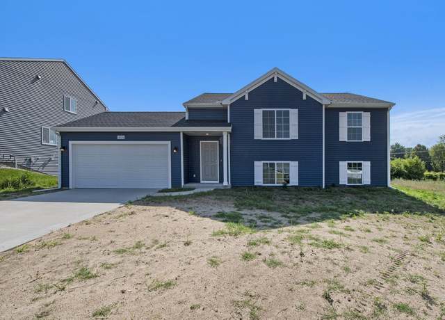 Property at 4024 Silverton Dr, Holland, MI 49424, 4 beds, 2 baths
