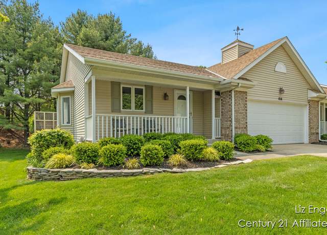 Property at 458 Amity St, Douglas, MI 49406, 2 beds, 2.5 baths