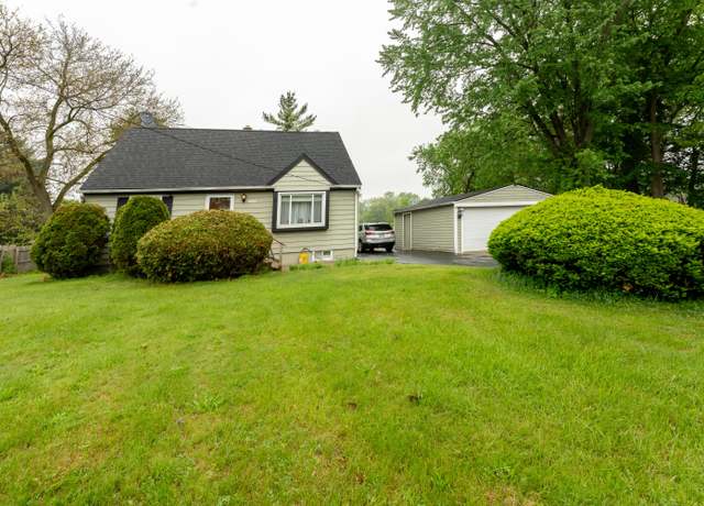 Property at 3300 Ellenboro Dr, Troy, MI 48083, 4 beds, 3 baths