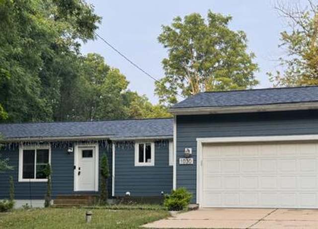 Property at 1030 4 Mile Rd NE, Grand Rapids, MI 49525, 3 beds, 2.5 baths