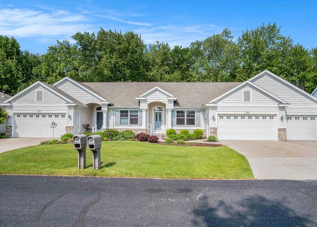Property at 1313 Linwood Dr NW, Grand Rapids, MI 49534, 3 beds, 3 baths