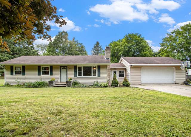 Property at 9930 N 16th St, Plainwell, MI 49080, 3 beds, 1 bath