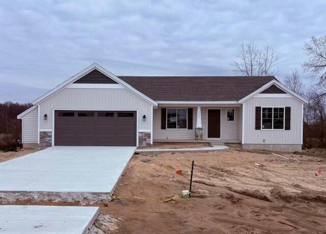 Property at 4243 Old Farm Dr, Wayland, MI 49348, 3 beds, 2 baths