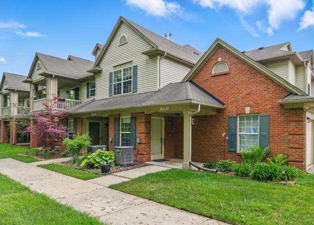 Property at 9285 Nature View Ln, Ypsilanti, MI 48197, 3 beds, 2 baths