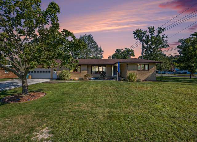 Property at 1812 Ritter Hills Dr, Norton Shores, MI 49441, 3 beds, 1.5 baths