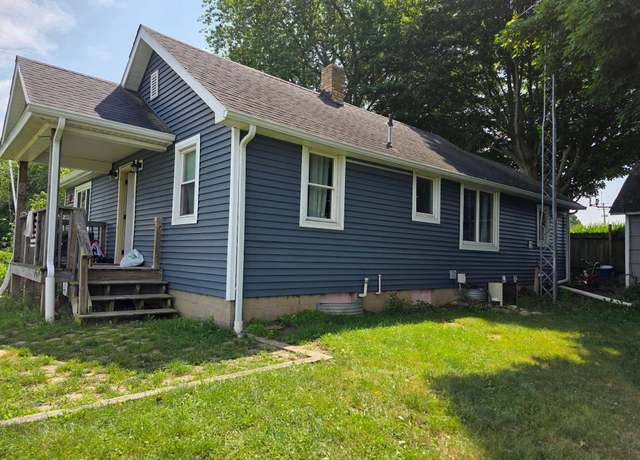 Property at 13512 S 42nd St, Vicksburg, MI 49097, 3 beds, 2 baths