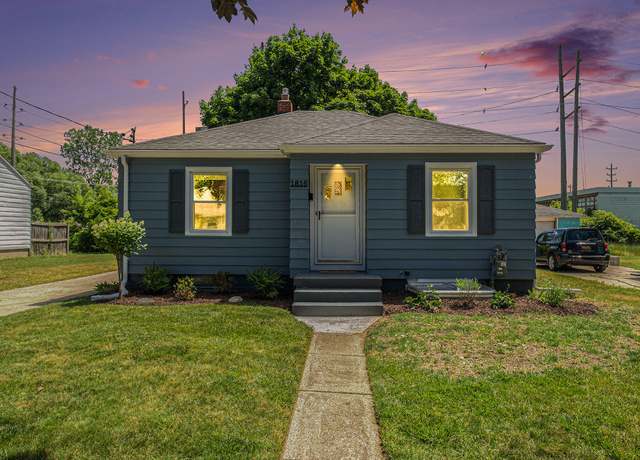 Property at 1816 Jennette Ave NW, Grand Rapids, MI 49504, 3 beds, 2 baths