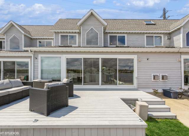 Property at 257 Shoreview Way #9, St. Joseph, MI 49085, 2 beds, 2 baths