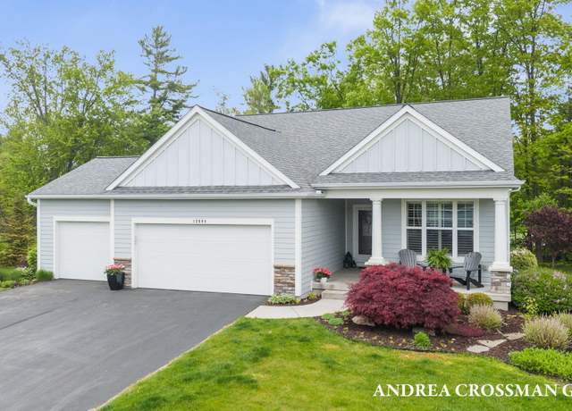 Property at 12694 Retreat Dr, Grand Haven, MI 49417, 3 beds, 2.5 baths