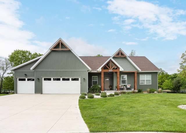 Property at 1819 Gloryfield Dr SW, Byron Center, MI 49315, 3 beds, 2.5 baths
