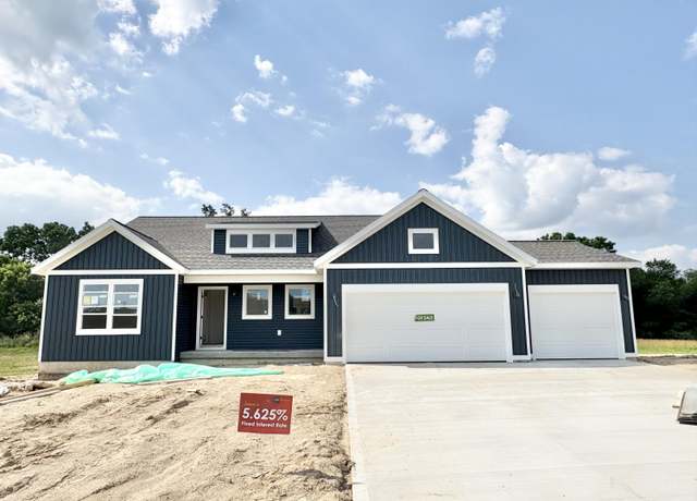 Property at 8296 Kettle Oak Dr SE, Alto, MI 49302, 4 beds, 3.5 baths