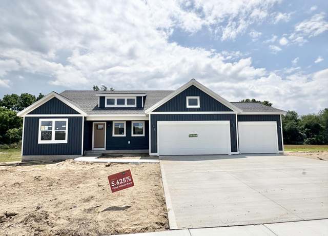 Property at 8296 Kettle Oak Dr SE, Alto, MI 49302, 4 beds, 3.5 baths