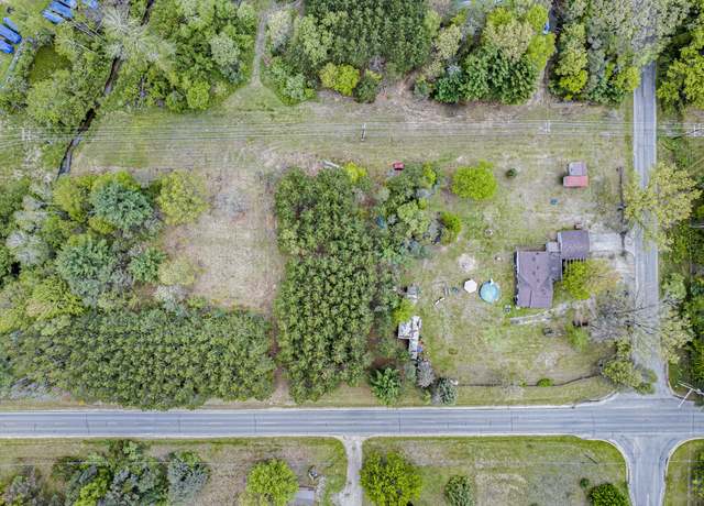 Property at 19030 W Almy Rd, Howard City, MI 49329, 3 beds, 2 baths