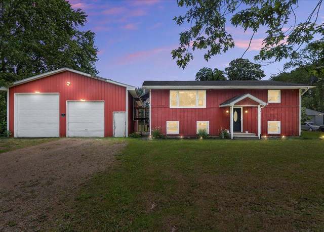 Property at 5256 Beverly Ave, Kalamazoo, MI 49004, 4 beds, 2.5 baths