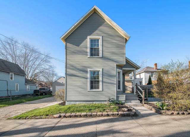 Property at 1163 Second St NW, Grand Rapids, MI 49504, 3 beds, 1.5 baths