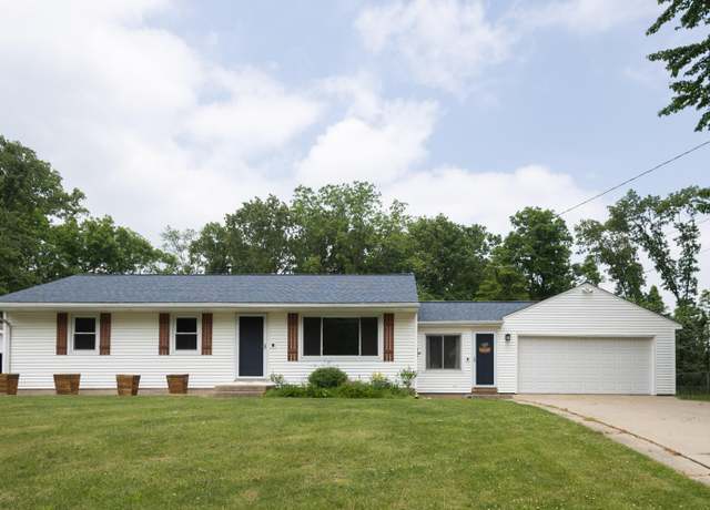 Property at 2908 Rolling Hill Ave, Portage, MI 49024, 4 beds, 2 baths