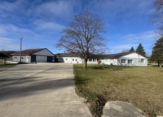 Property at 1405 190th Ave, Morley, MI 49336, 4 beds, 3 baths