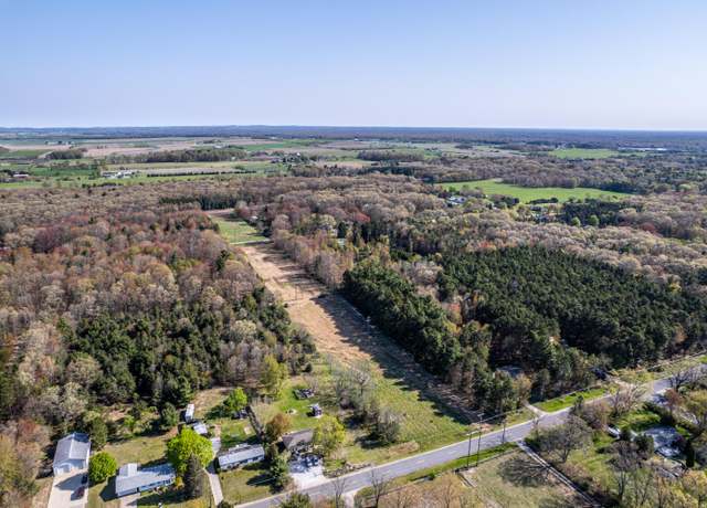 Property at 5750 Dowling St, Montague, MI 49437