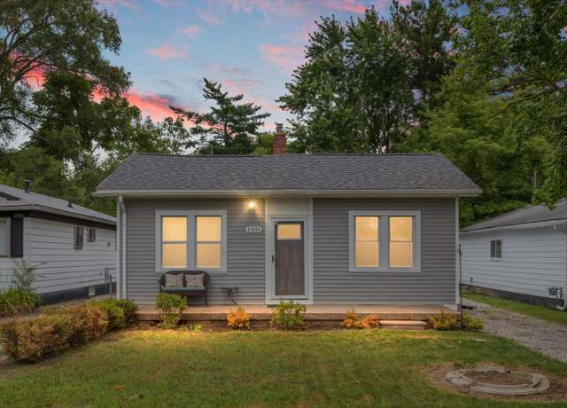 Property at 21560 Poinciana St, Southfield, MI 48033, 3 beds, 1 bath