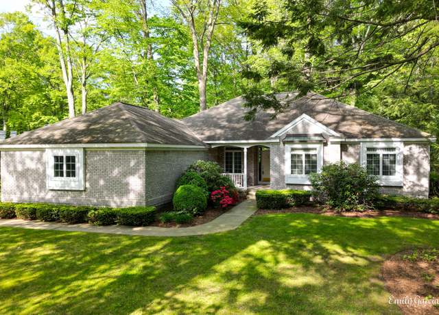 Property at 209 Foxdown Rd, Holland, MI 49424, 4 beds, 3.5 baths