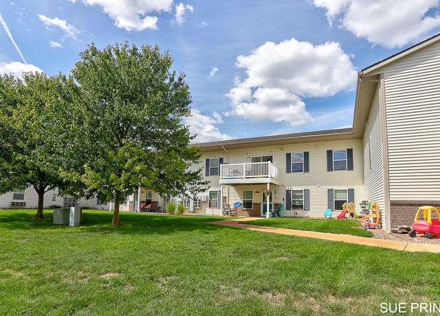 Property at 5668 East Town Dr #7, Hudsonville, MI 49426, 2 beds, 2 baths
