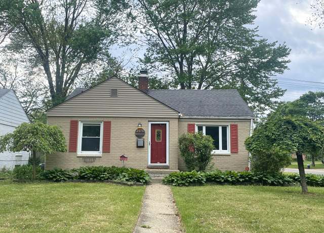 Property at 2575 Ellwood Ave, Berkley, MI 48072, 2 beds, 1 bath
