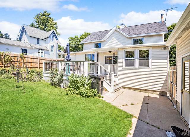 Property at 96 E Waterloo St NW, Casnovia, MI 49318, 5 beds, 2 baths