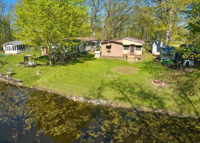 Property at 468 Oakdale Dr, Coldwater, MI 49036, 3 beds, 2 baths