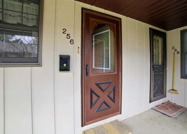 Property at 256 Bona Vista Dr NW, Grand Rapids, MI 49504, 2 beds, 1.5 baths