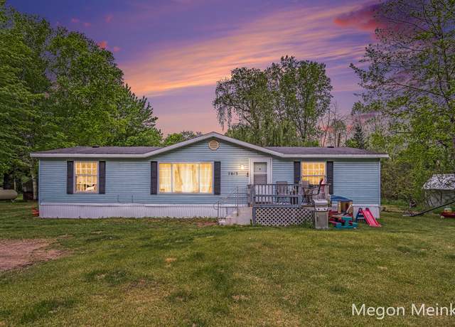 Property at 7813 River St, Belding, MI 48809, 3 beds, 2 baths