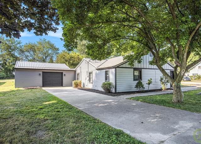 Property at 3632 Knapp St NE, Grand Rapids, MI 49525, 3 beds, 2 baths
