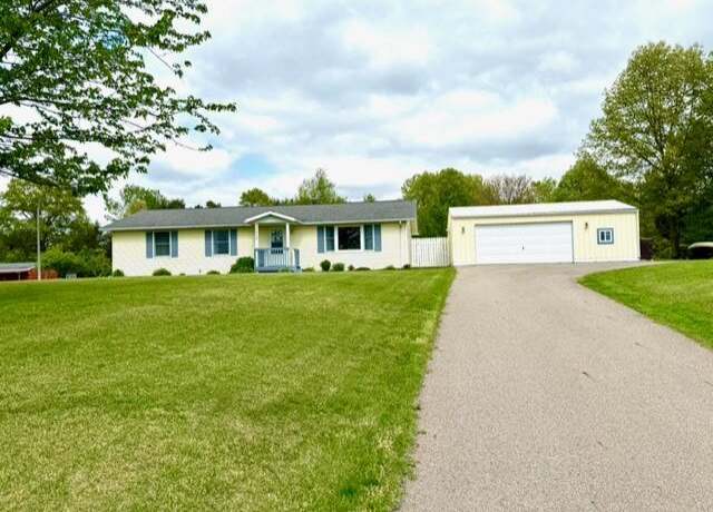 Property at 12612 16 Mile Rd, Marshall, MI 49068, 3 beds, 2 baths