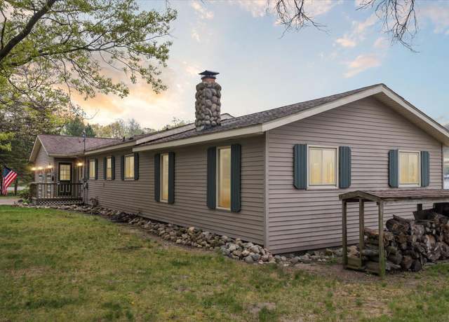 Property at 11361 Cannonsville Rd, Trufant, MI 49347, 2 beds, 1.5 baths