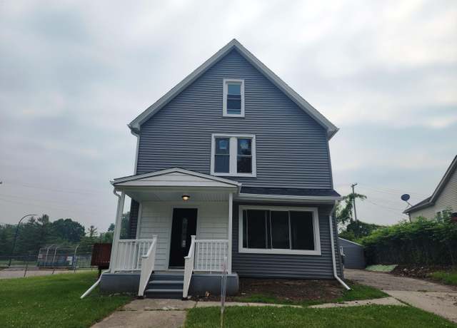 Property at 725 Harriet St, Ypsilanti, MI 48197, 3 beds, 2 baths