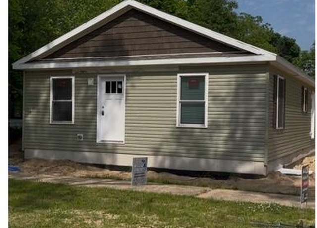 Property at 460 Langley St, Muskegon, MI 49442, 2 beds, 2 baths