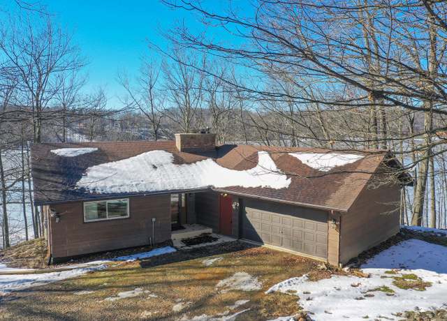 Property at 02420 37 1/2 St, Gobles, MI 49055, 4 beds, 2 baths