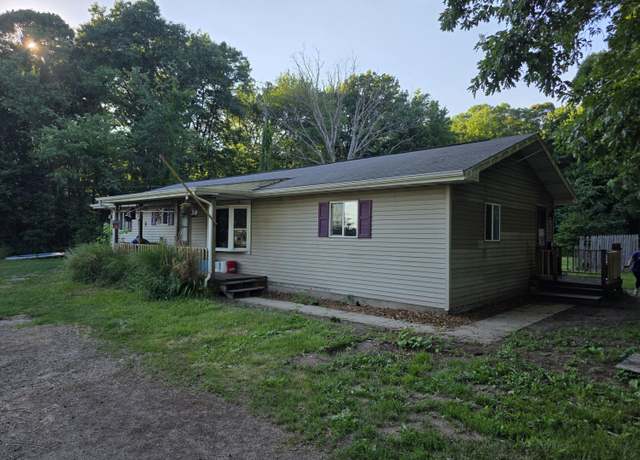 Property at 11828 E White Rd, Ravenna, MI 49451, 3 beds, 2 baths