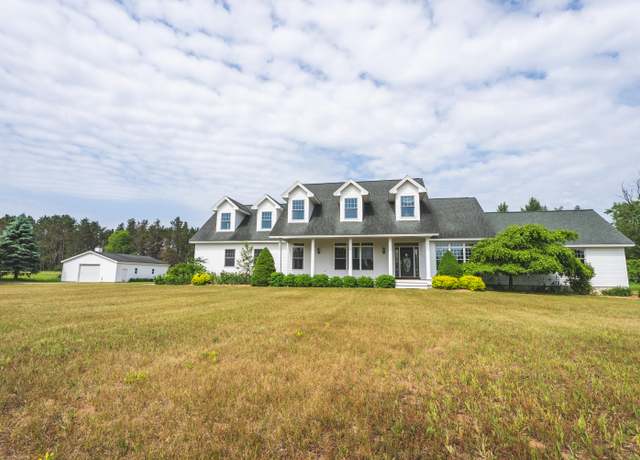 Property at 19611 220th Ave Rd, Tustin, MI 49688, 4 beds, 2.5 baths
