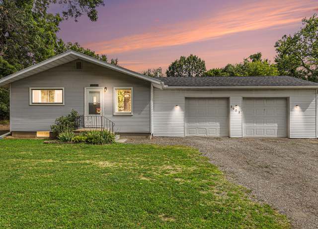 Property at 3908 Seymour Rd, Jackson, MI 49201, 3 beds, 1 bath