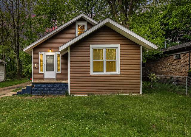 Property at 791 La Salle St, Benton Harbor, MI 49022, 3 beds, 1 bath